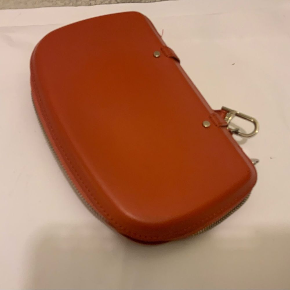 New Perrin mini orange metallic leather clutch/wristlet NWOT - Picture 6 of 8
